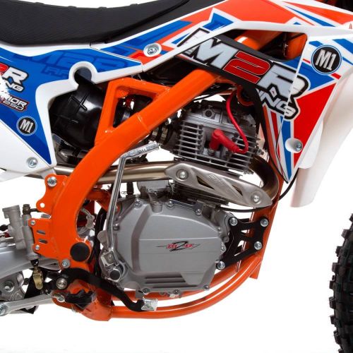 M2R RACING WARRIOR M1 Bike - 250CC HIGH-PERFORMANCE 4-STROKE ENGINE