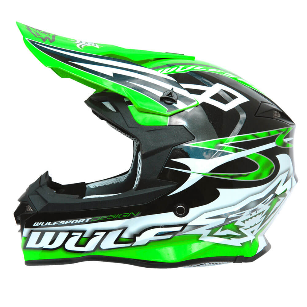 dirt-bike-helmet